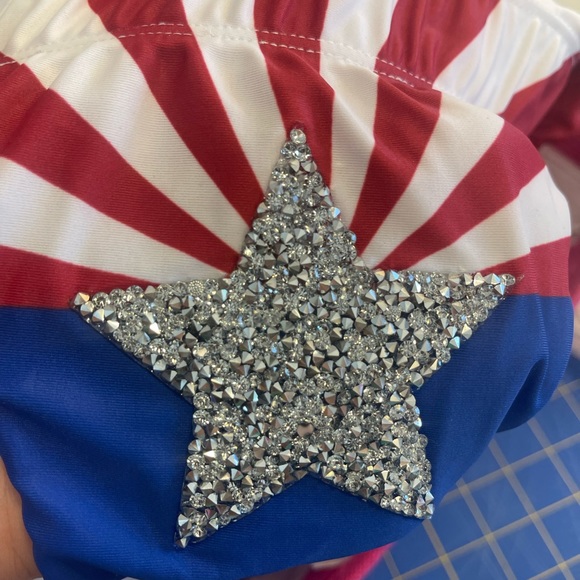 🇺🇸 American Flag One Piece Swimsuit! 🇺🇸 No-Dig. Irregular outlet item - Picture 8 of 11